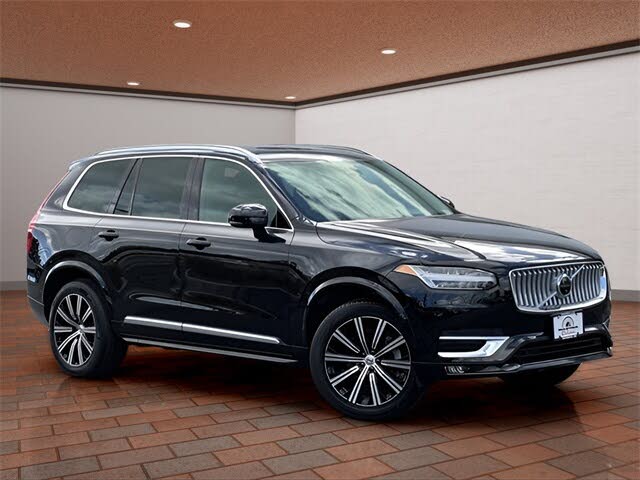 2025 Volvo XC90 B6 Plus Bright Theme 7-Passenger AWD