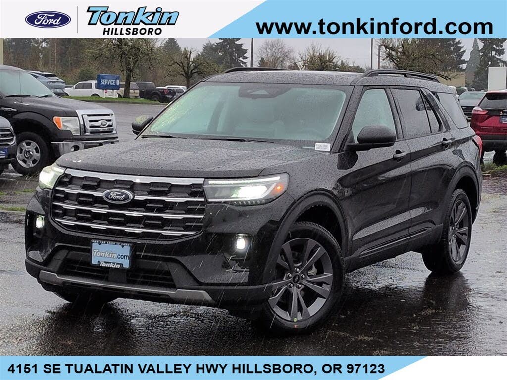 2026 Ford Explorer Active AWD