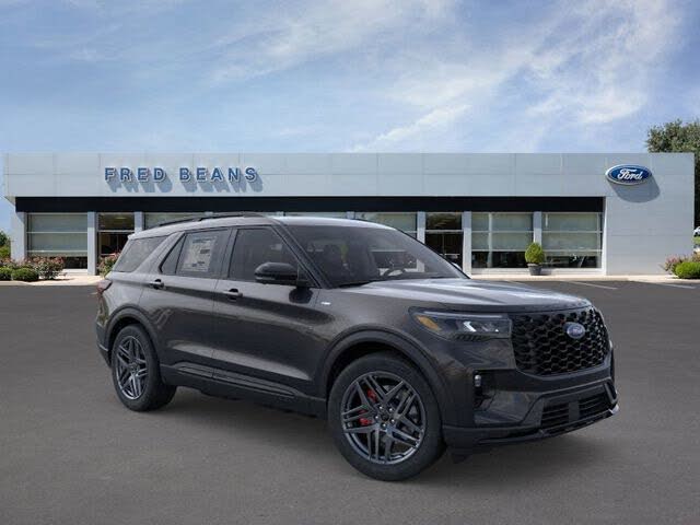 2026 Ford Explorer ST-Line AWD