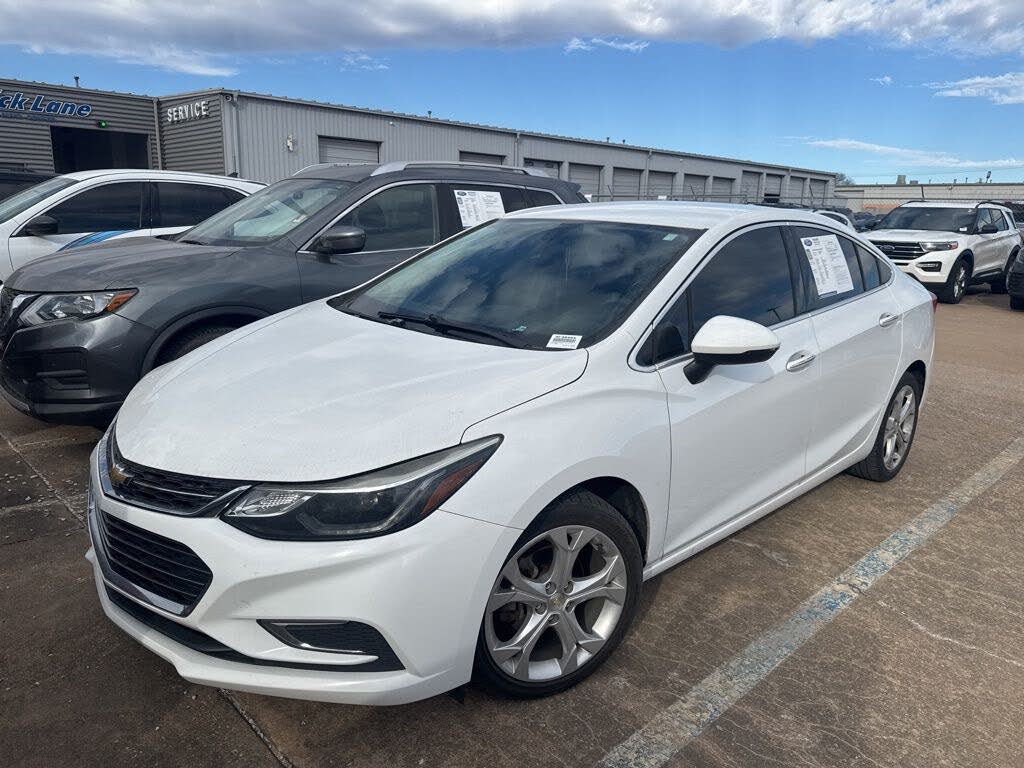 2017 Chevrolet Cruze Premier Sedan FWD