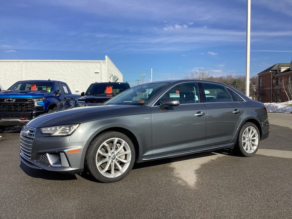2019 Audi A4 quattro Premium Plus 45 TFSI