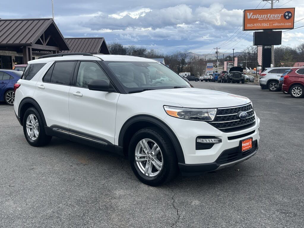 2020 Ford Explorer XLT RWD
