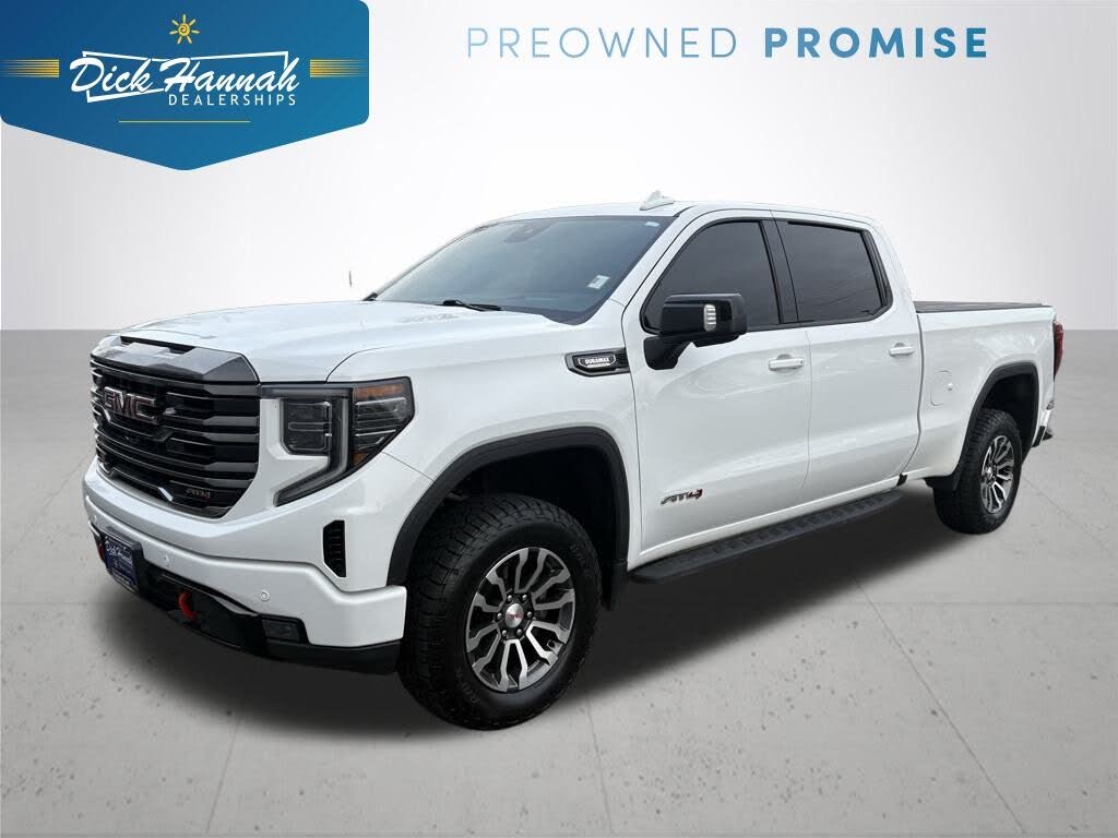 2022 GMC Sierra 1500 AT4 Crew Cab 4WD