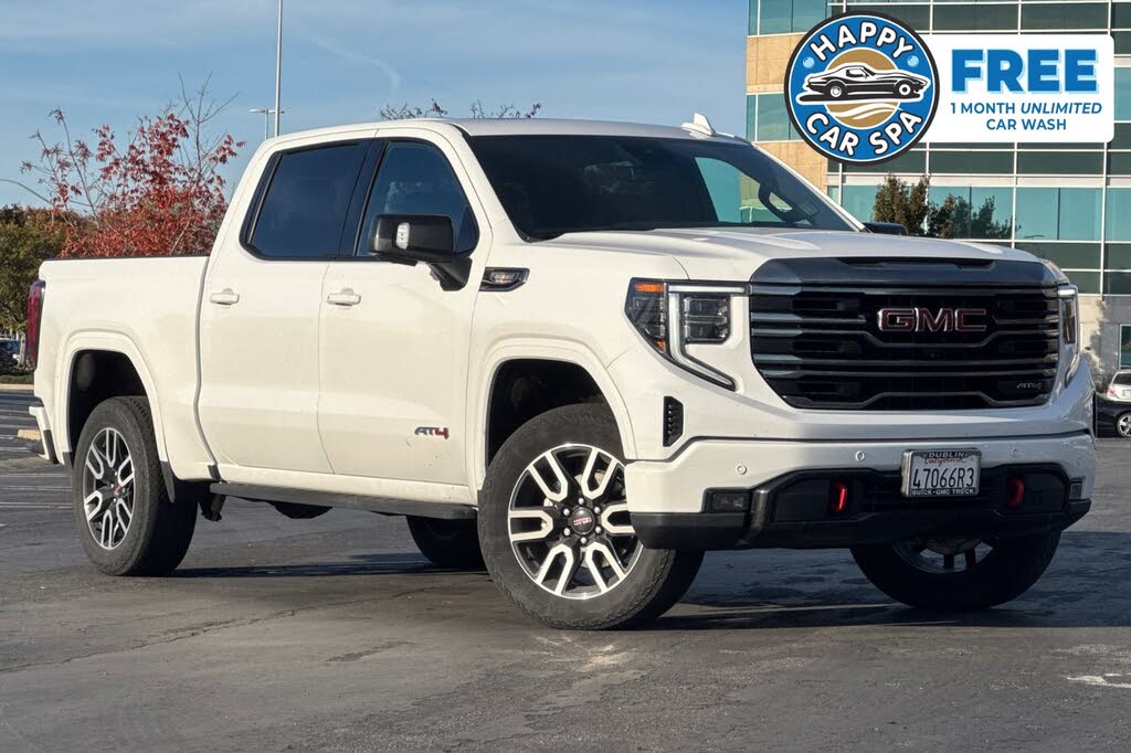 2022 GMC Sierra 1500 AT4 Crew Cab 4WD