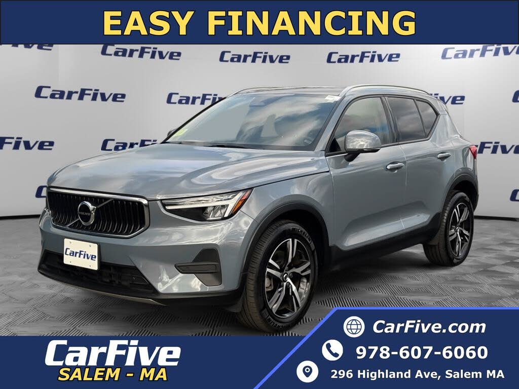 2023 Volvo XC40 B5 Core AWD