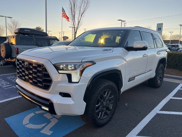 2025 Toyota Sequoia Platinum 4WD
