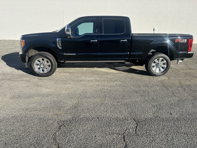 2017 Ford F-250 Super Duty Platinum Crew Cab 4WD