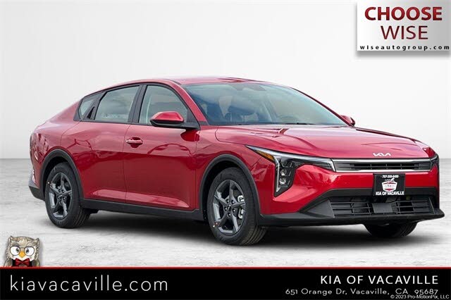 2025 Kia K4 LXS FWD