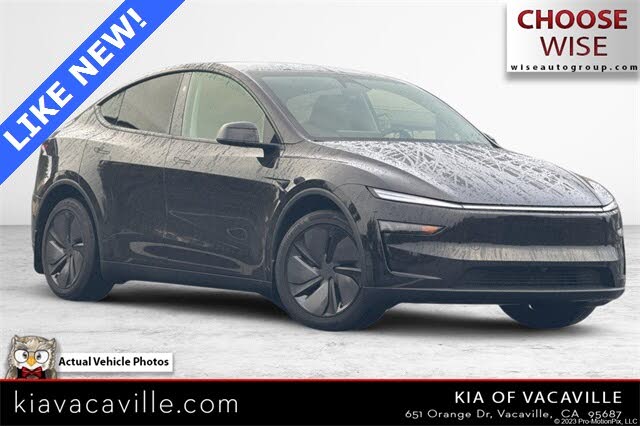 2026 Tesla Model Y Long Range RWD