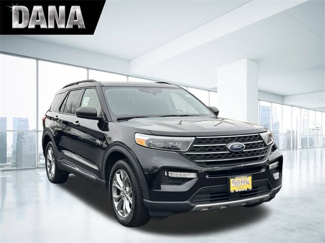 2022 Ford Explorer XLT AWD
