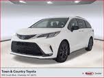 Toyota Sienna XSE 7-Passenger FWD