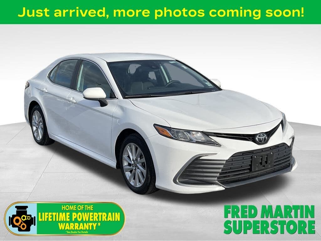 2023 Toyota Camry LE FWD