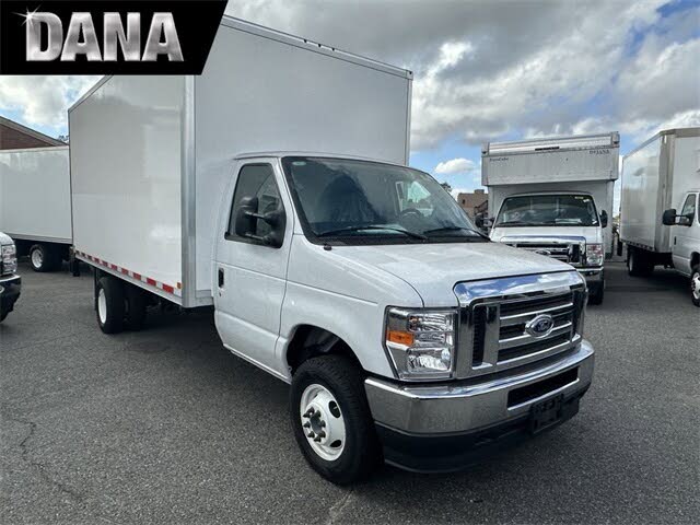 2024 Ford E-Series Chassis E-450 SD Cutaway 158 DRW RWD