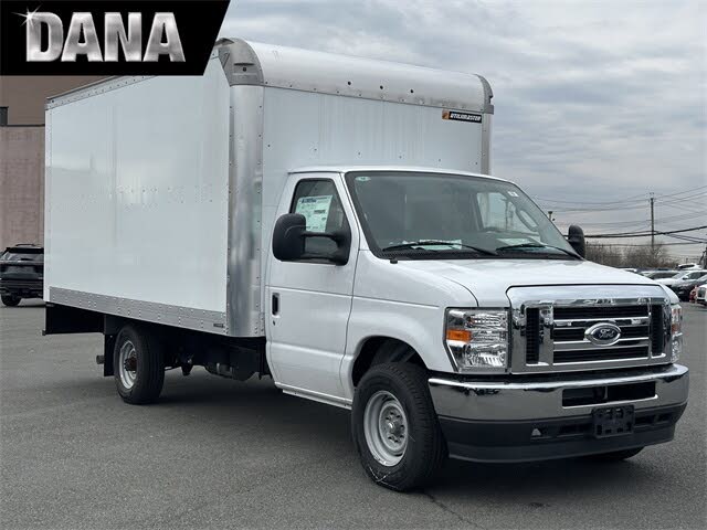 2024 Ford E-Series Chassis E-350 SD Cutaway SB RWD