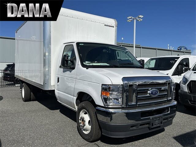 2024 Ford E-Series Chassis E-450 SD Cutaway 158 DRW RWD