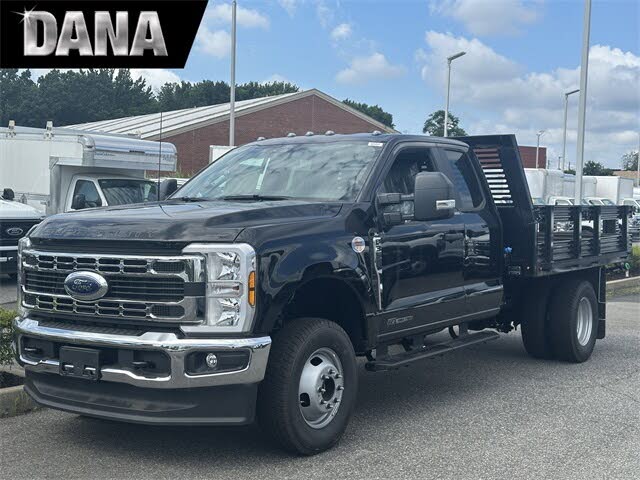 2024 Ford F-350 Super Duty Chassis XL SuperCab DRW 4WD