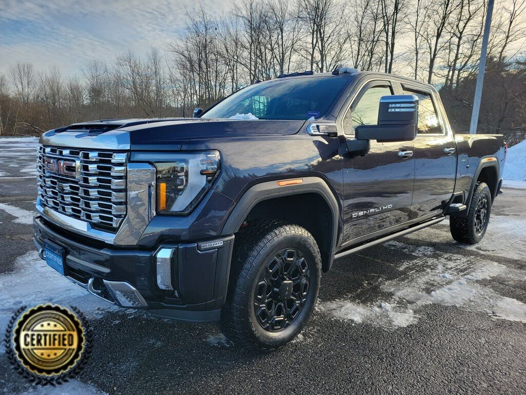2024 GMC Sierra 2500HD Denali Crew Cab 4WD