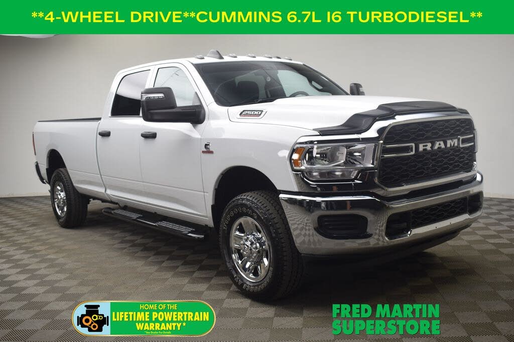 2024 RAM 2500 Tradesman Crew Cab LB 4WD