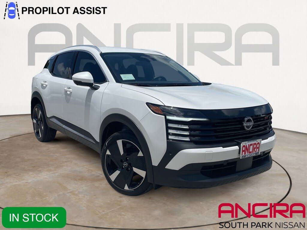 2025 Nissan Kicks SR FWD