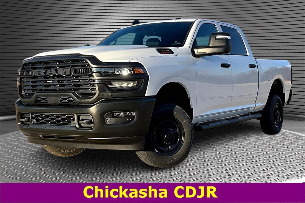 2026 RAM 2500 Tradesman Crew Cab 4WD