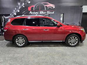 Nissan Pathfinder SV 4WD