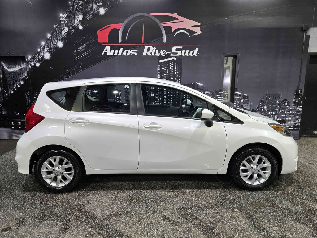 Nissan Versa Note SV FWD 2018