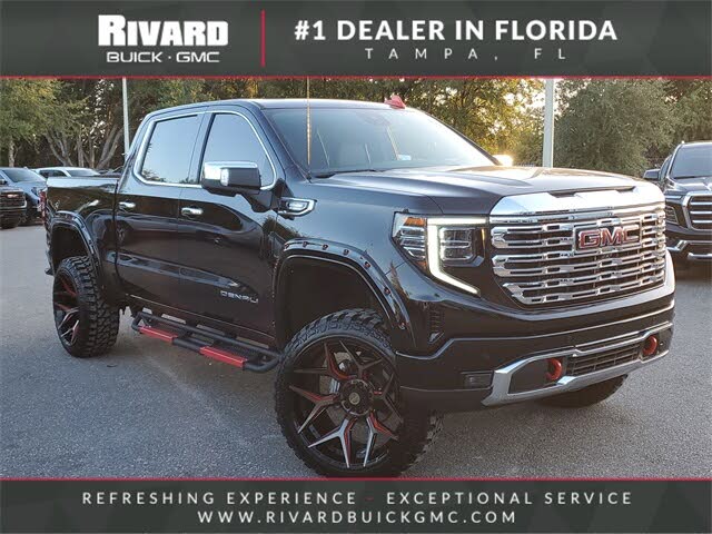 2023 GMC Sierra 1500 Denali Crew Cab 4WD