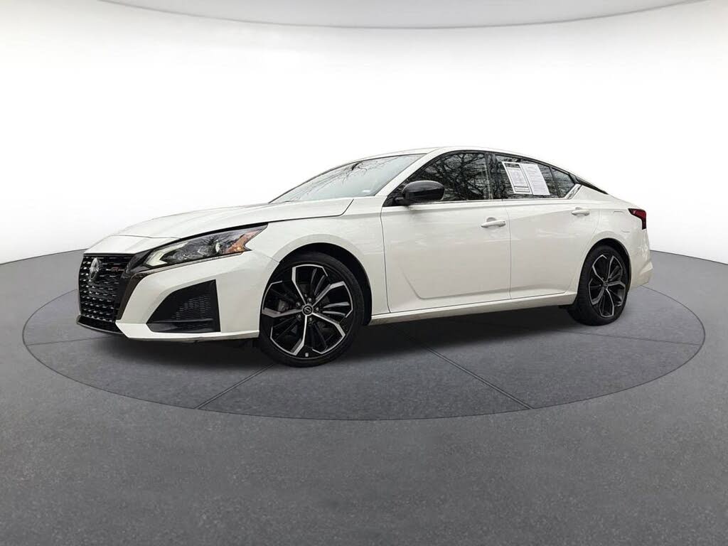 2023 Nissan Altima 2.5 SR FWD