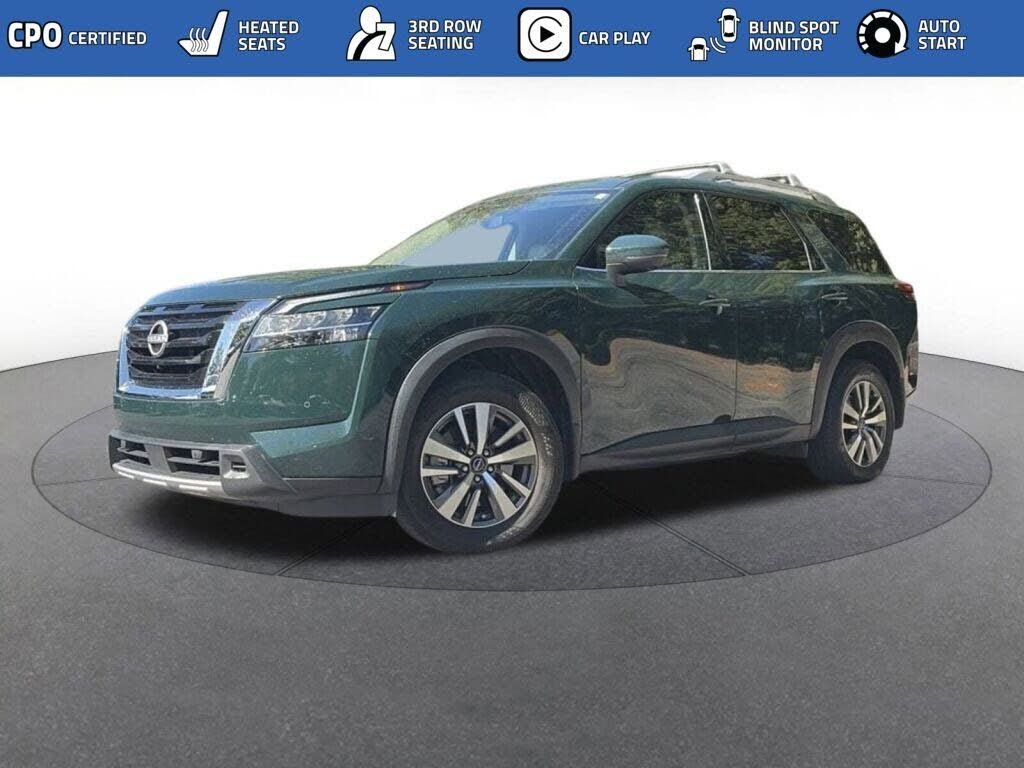 2024 Nissan Pathfinder SL FWD