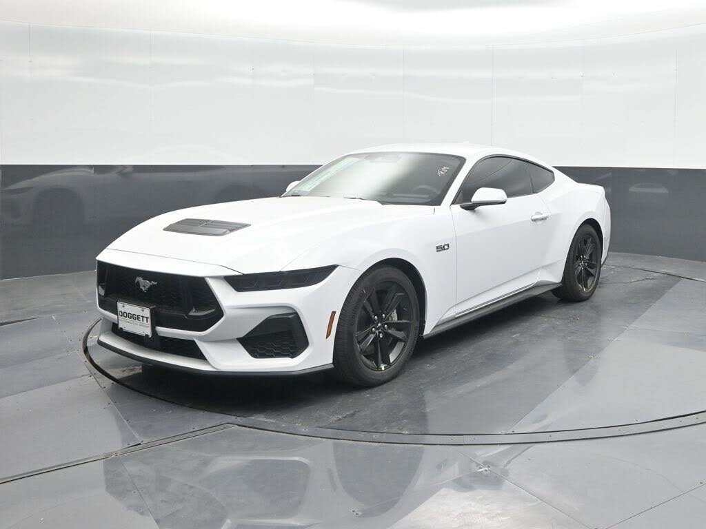 2025 Ford Mustang GT Fastback RWD