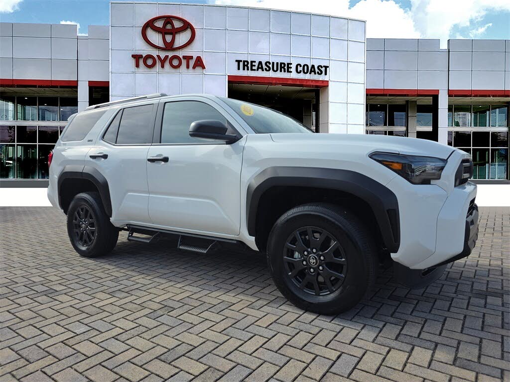 2025 Toyota 4Runner SR5 RWD