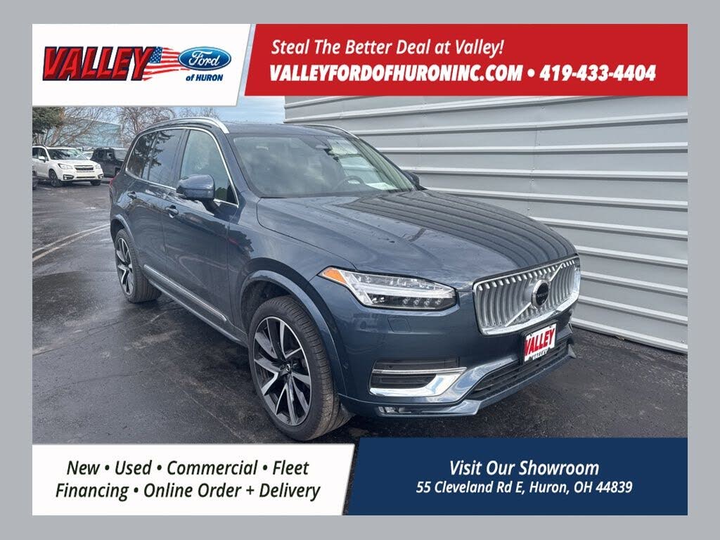 2025 Volvo XC90 B5 Plus Bright Theme AWD