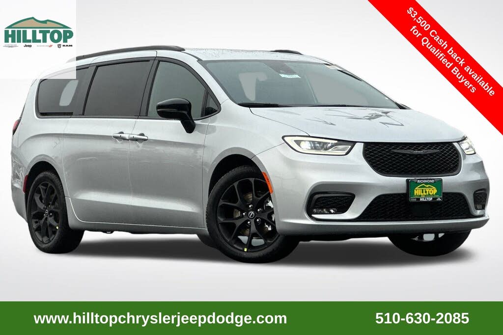 2026 Chrysler Pacifica Select FWD