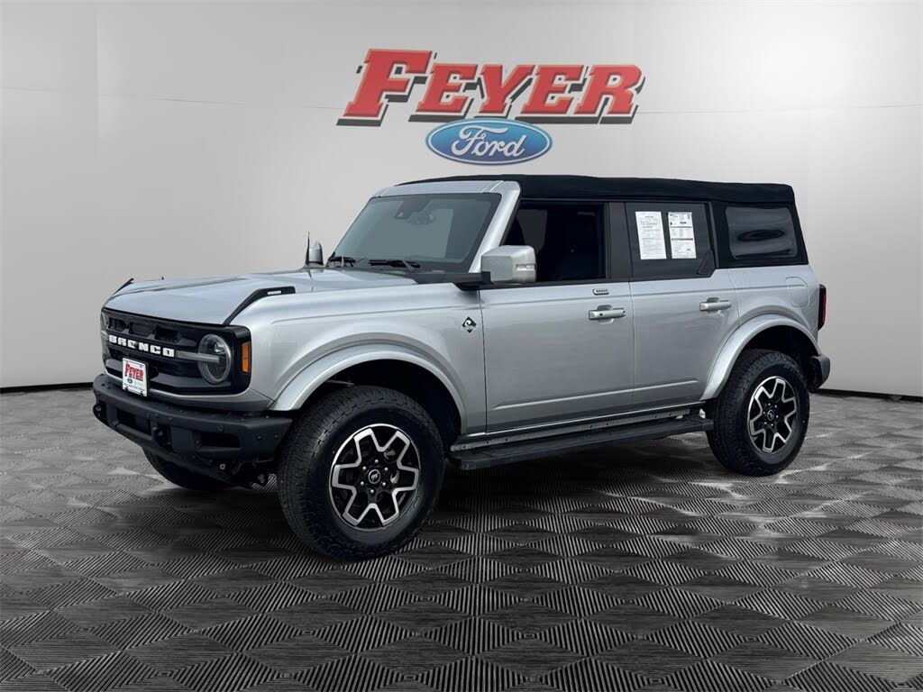2022 Ford Bronco Outer Banks 4-Door 4WD