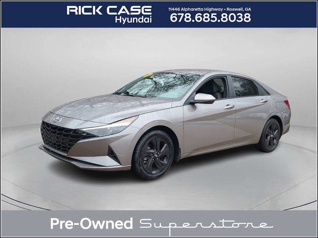 2022 Hyundai Elantra SEL FWD