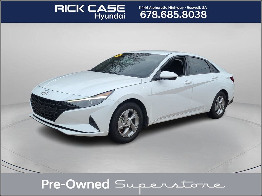 2022 Hyundai Elantra SE FWD