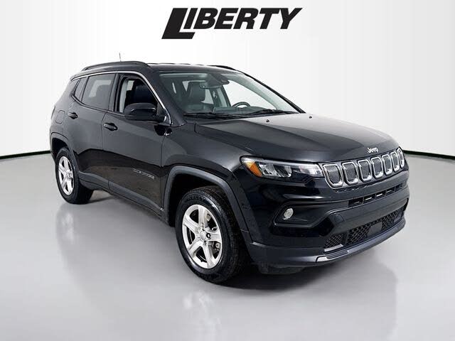 2022 Jeep Compass Latitude 4WD