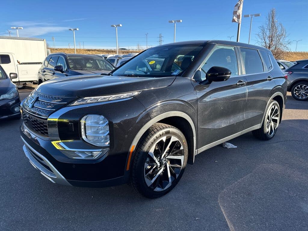 2022 Mitsubishi Outlander SE S-AWC