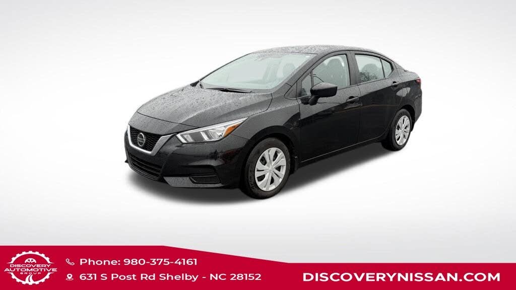 2022 Nissan Versa S FWD