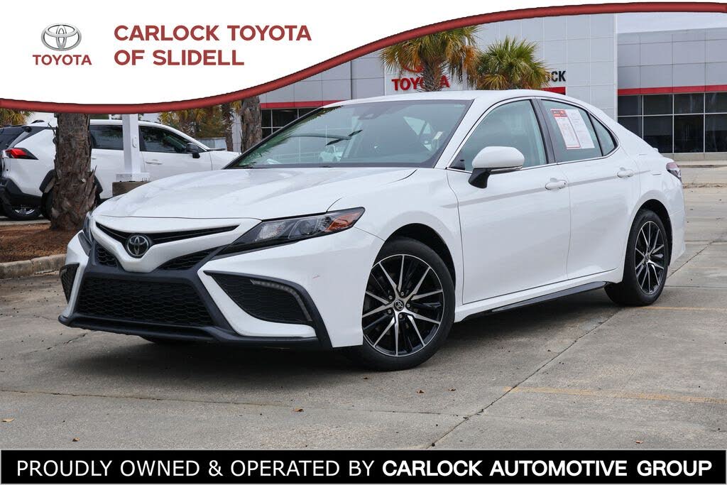 2022 Toyota Camry SE FWD