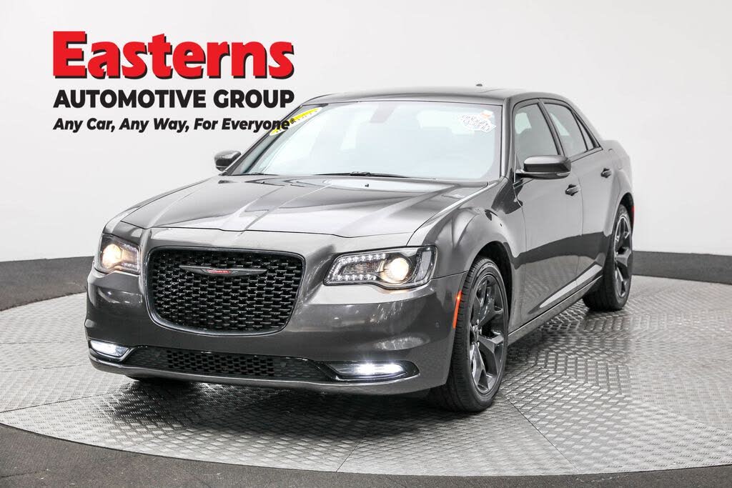 2023 Chrysler 300 S V6 RWD