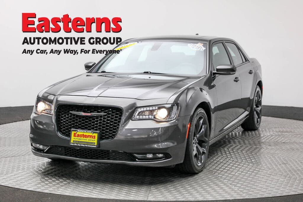 2023 Chrysler 300 S V6 RWD