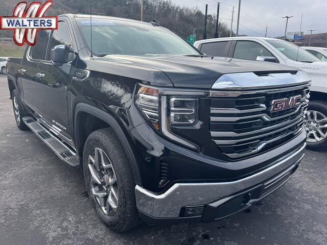 2023 GMC Sierra 1500 SLT Crew Cab 4WD