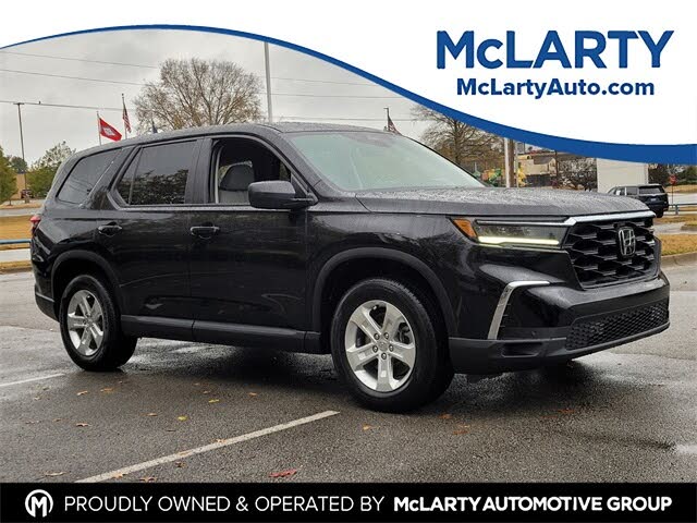 2023 Honda Pilot LX FWD