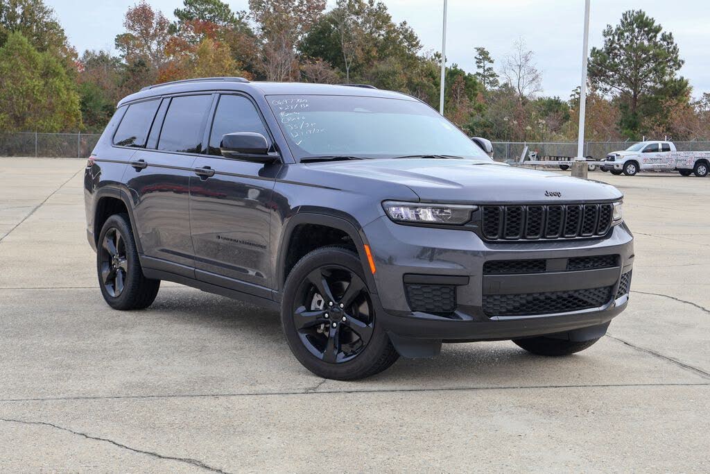 2023 Jeep Grand Cherokee L Altitude RWD
