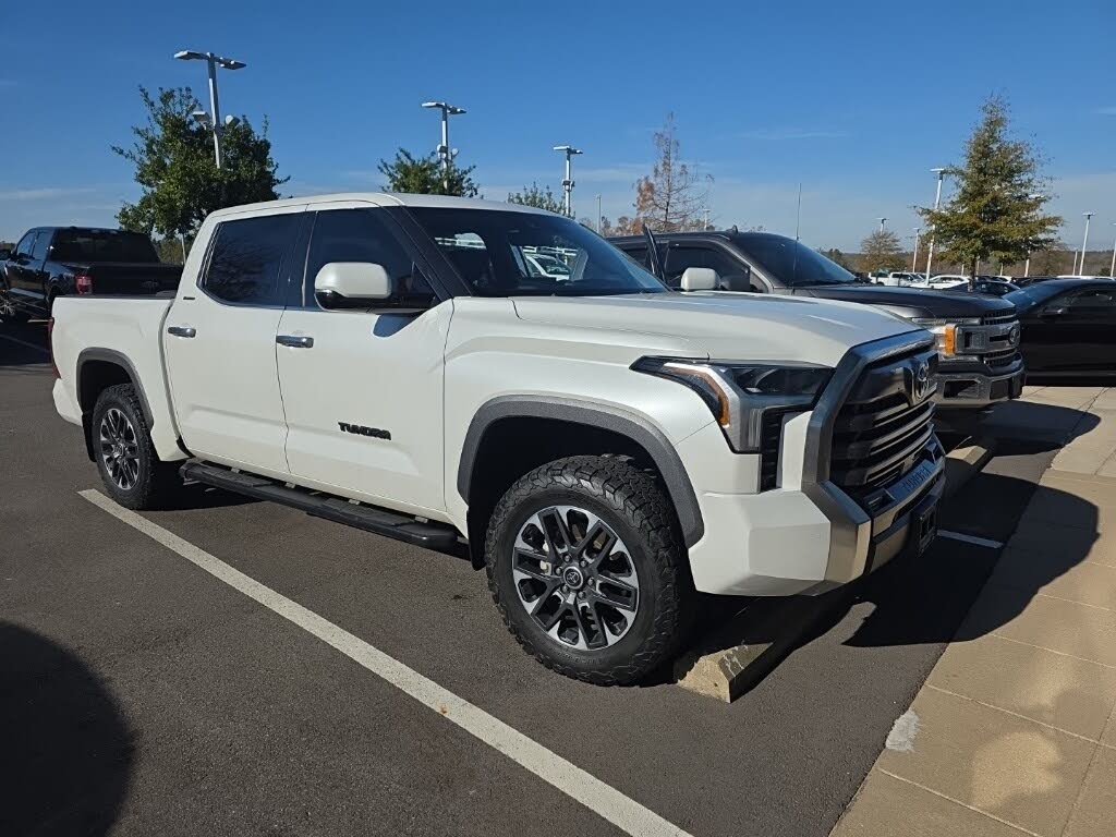2023 Toyota Tundra Limited CrewMax Cab 4WD