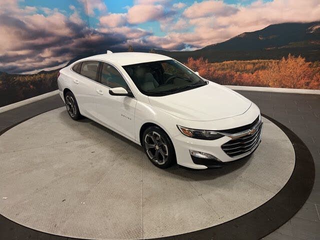 2024 Chevrolet Malibu LT with 1LT FWD