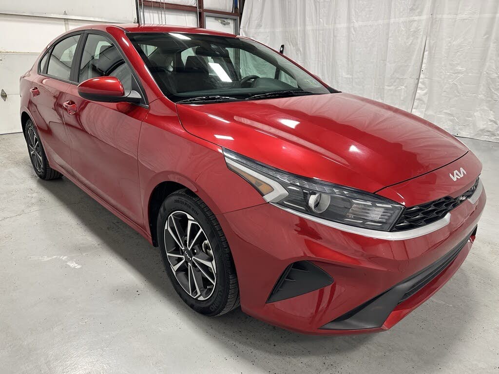 2024 Kia Forte LXS FWD