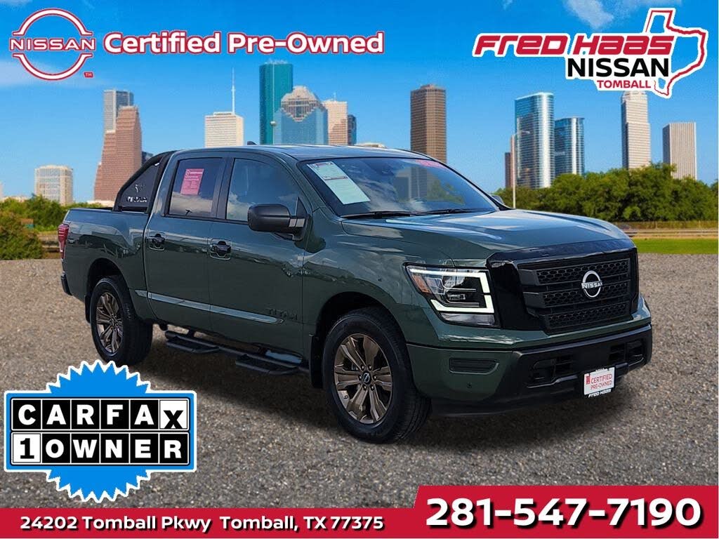 2024 Nissan Titan SV Crew Cab 4WD