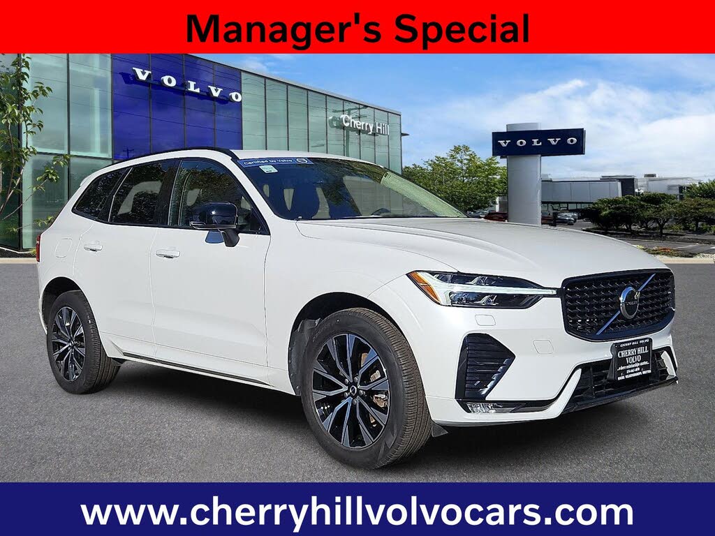 2024 Volvo XC60 B5 Core Dark Theme AWD